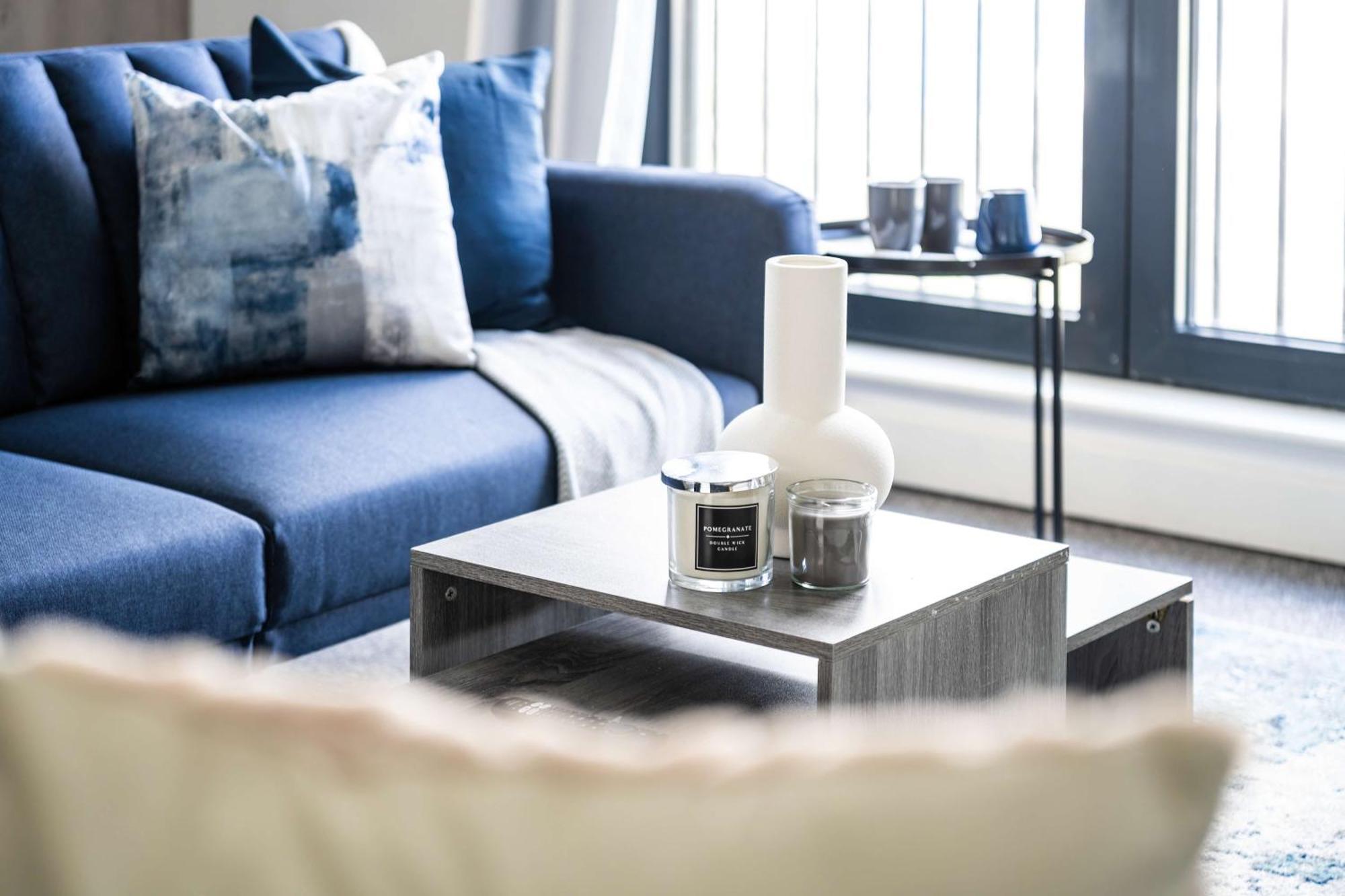 Livestay-New Private Apartment Building Minutes From Heathrow Slough Buitenkant foto