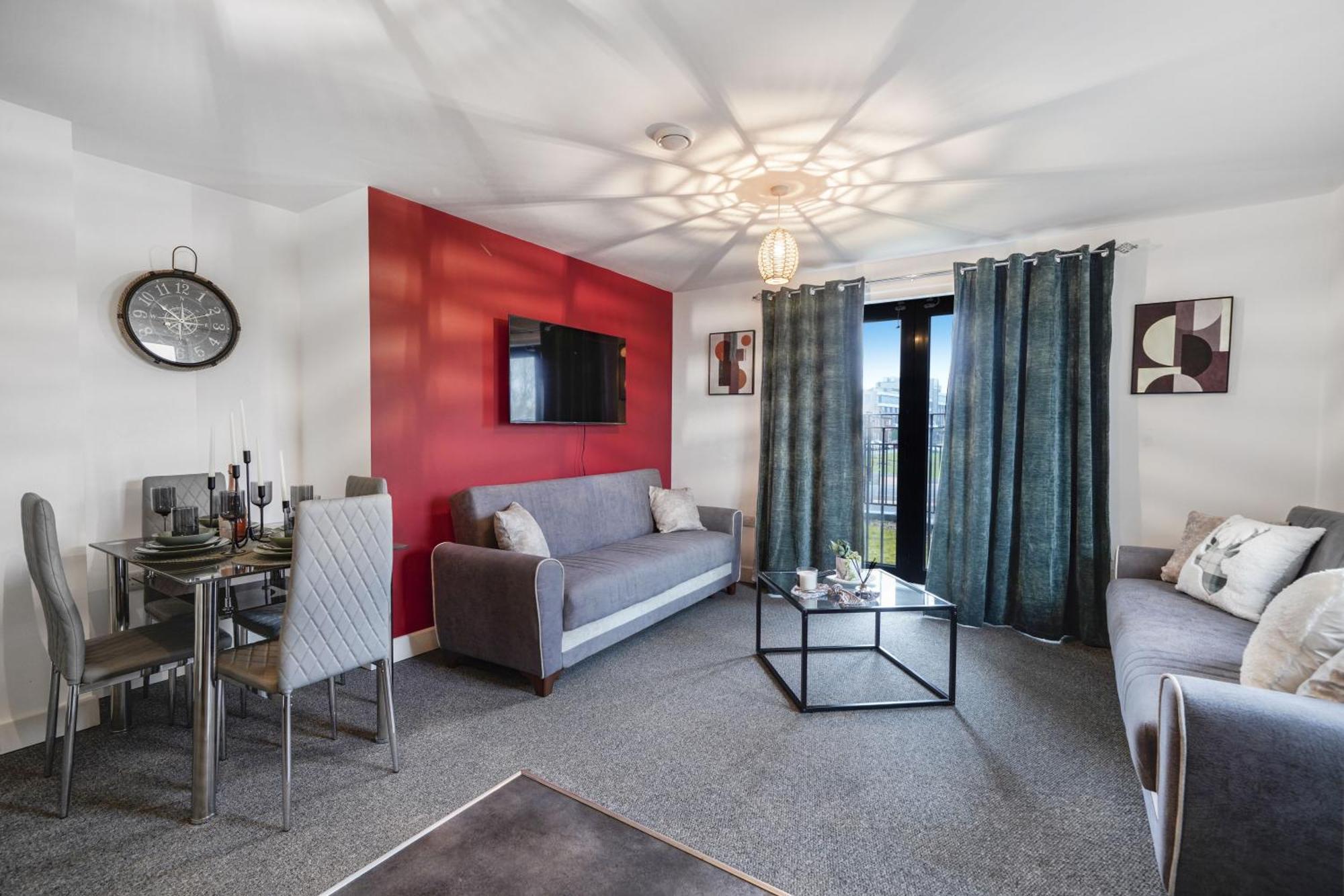 Livestay-New Private Apartment Building Minutes From Heathrow Slough Buitenkant foto
