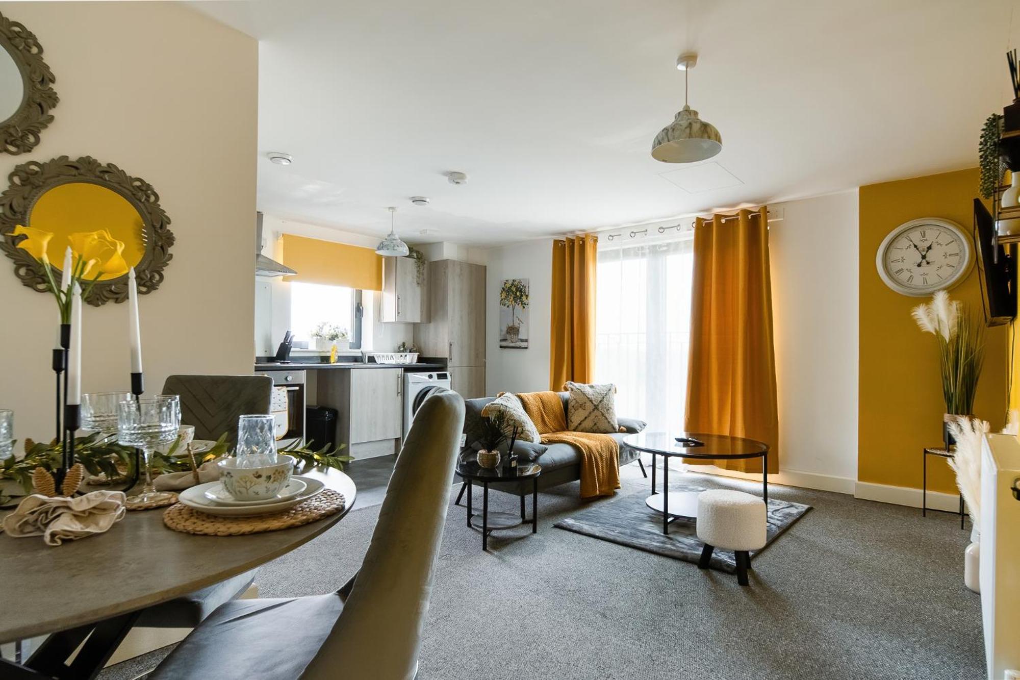 Livestay-New Private Apartment Building Minutes From Heathrow Slough Buitenkant foto